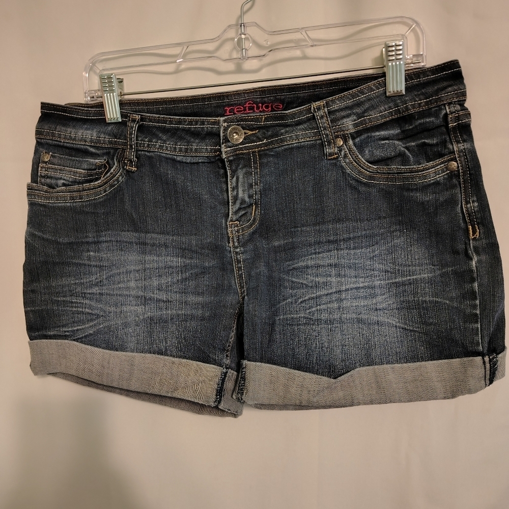 Refuge Women’s Jean Shorts Size 10